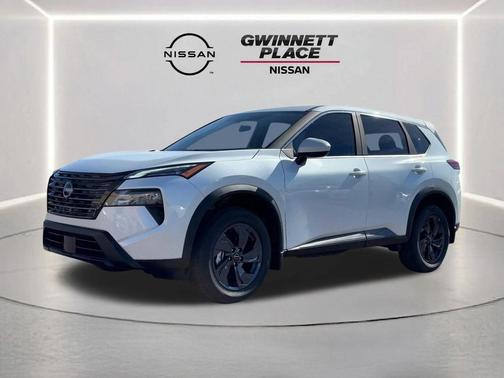 Everest White Pearl Tricoat 2026 Nissan Rogue SV