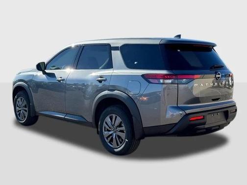 2025 Nissan Pathfinder S 4WD