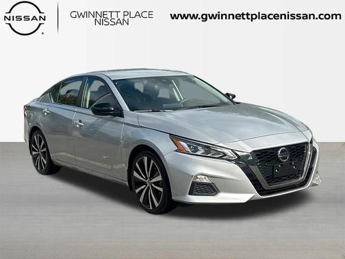 2022 Nissan Altima SR FWD