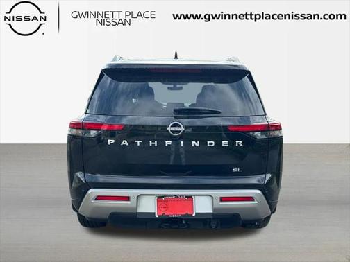 2025 Nissan Pathfinder SL FWD