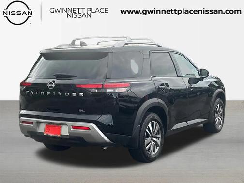 2025 Nissan Pathfinder SL FWD
