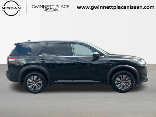 2024 Nissan Pathfinder S FWD