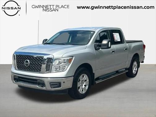 2018 Nissan Titan SV