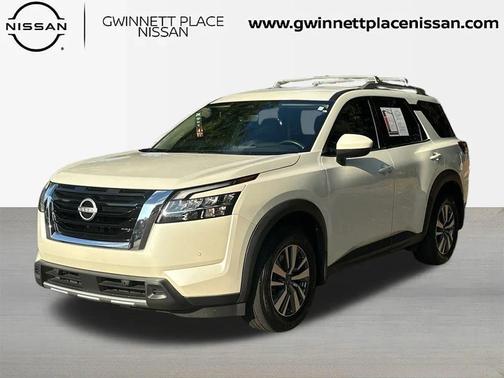 2023 Nissan Pathfinder SL FWD
