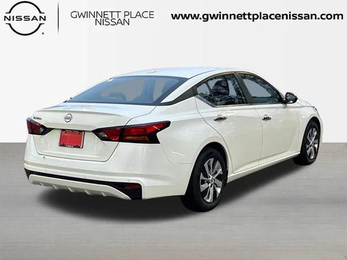 2025 Nissan Altima S FWD