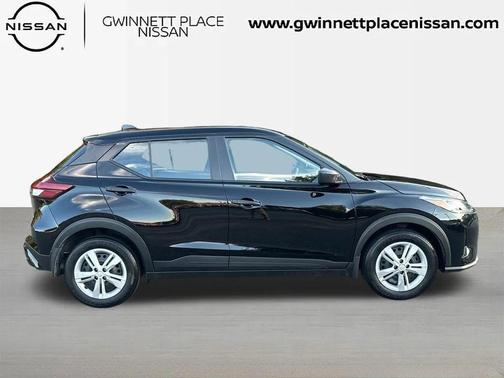 2024 Nissan Kicks S