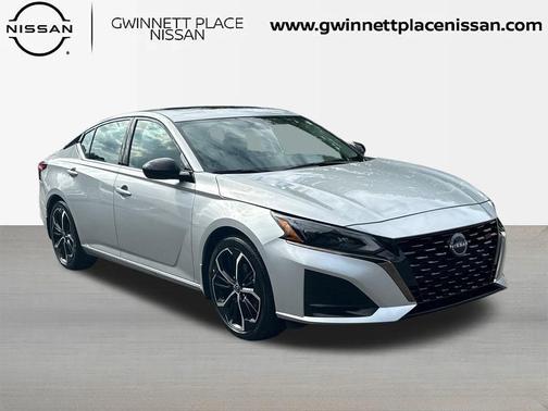 2023 Nissan Altima SR FWD