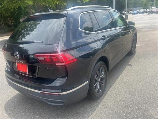 2024 Volkswagen Tiguan 2.0T SE 4MOTION