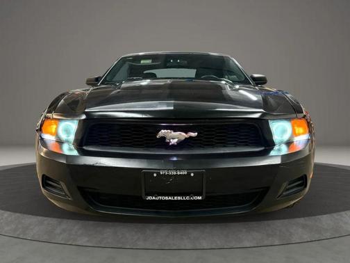 2010 Ford Mustang Premium