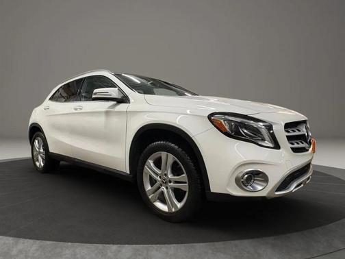 White 2020 Mercedes-Benz GLA 250 4MATIC