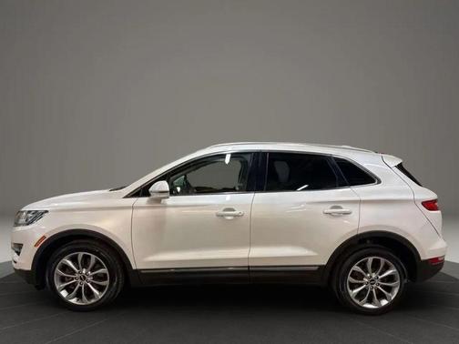 White Platinum Metallic Tri-Coat 2017 Lincoln MKC Select