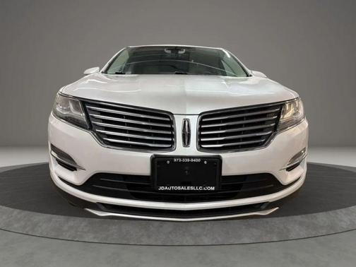 White Platinum Metallic Tri-Coat 2017 Lincoln MKC Select