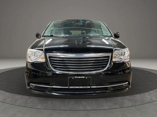 2012 Chrysler Town & Country Touring