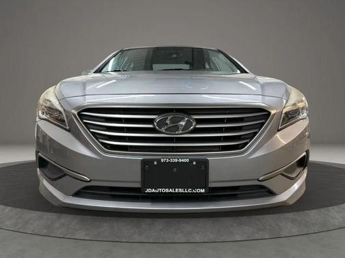 2016 Hyundai SONATA SE