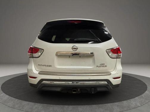 2016 Nissan Pathfinder Platinum