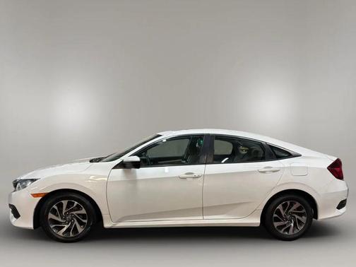 White 2016 Honda Civic EX