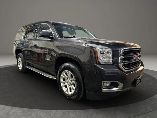 Gray 2015 GMC Yukon SLT