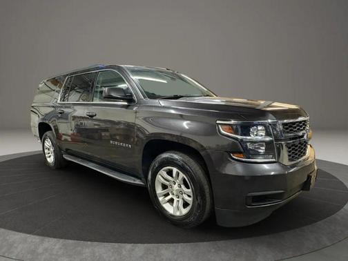 2017 Chevrolet Suburban LT