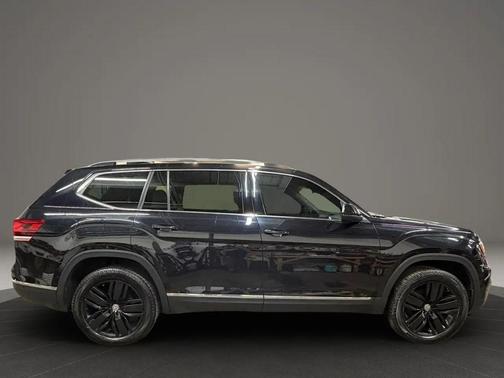 2018 Volkswagen Atlas 3.6L SEL Premium