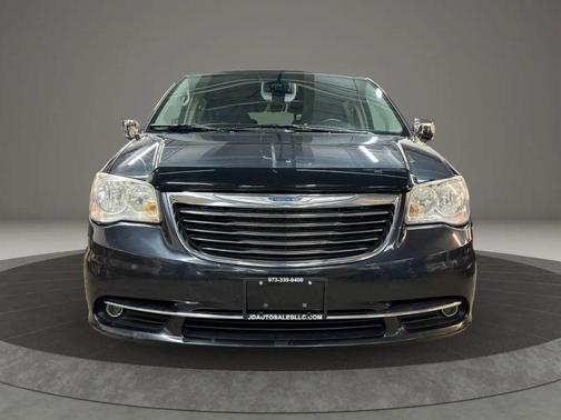 2013 Chrysler Town & Country Touring-L