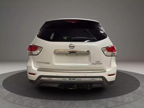 2016 Nissan Pathfinder Platinum