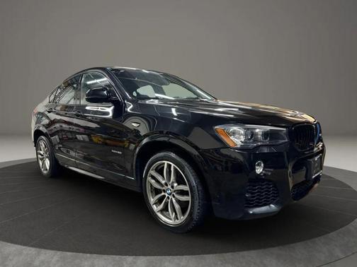 2018 BMW X4 xDrive28i Sport Utility 4D