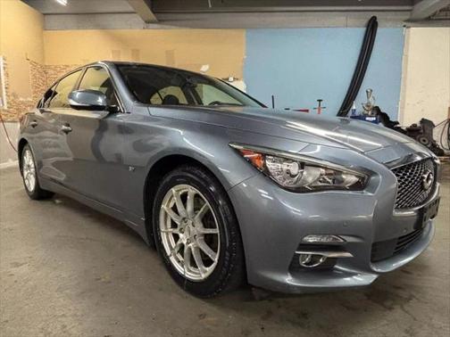 2014 INFINITI Q50 Premium