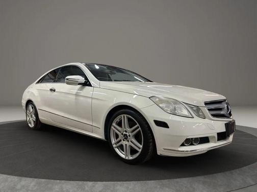 White 2010 Mercedes-Benz E-Class E 350 Coupe 2D