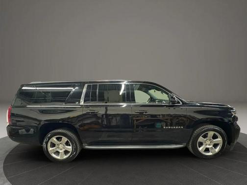 2016 Chevrolet Suburban LT
