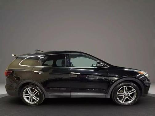 2017 Hyundai SANTA FE SE Ultimate