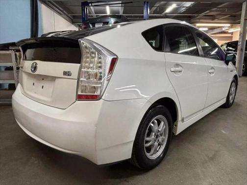 2010 Toyota Prius One