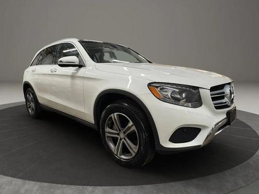 2017 Mercedes-Benz GLC 300 4MATIC