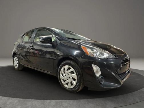 2015 Toyota Prius c Three
