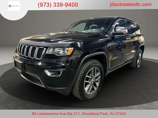 Diamond Black Crystal Pearlcoat 2017 Jeep Grand Cherokee Limited