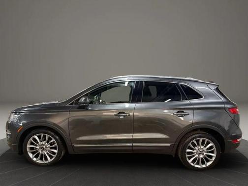 Magnetic Gray Metallic 2017 Lincoln MKC Reserve