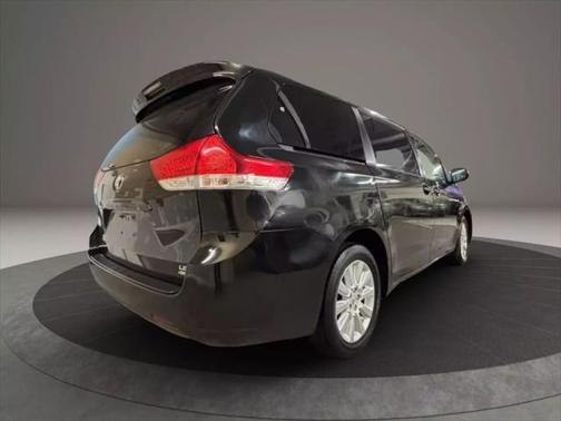2012 Toyota Sienna LE