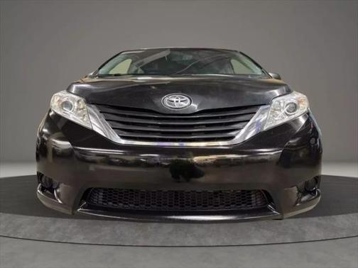 2012 Toyota Sienna LE