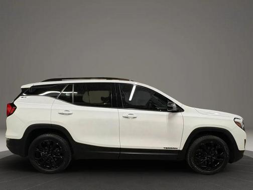 Summit White 2020 GMC Terrain SLT