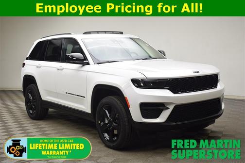 2025 Jeep Grand Cherokee Laredo