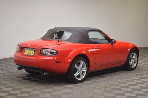 2006 Mazda MX-5 Miata Touring