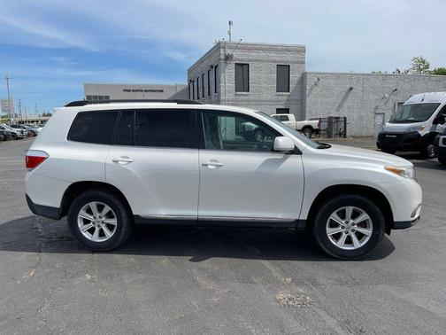 Blizzard Pearl 2011 Toyota Highlander