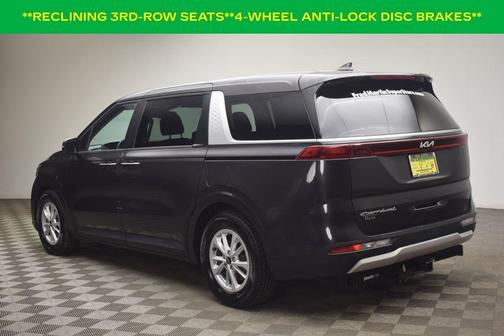 2022 Kia Carnival LX