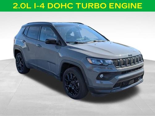 Sting Gray Clearcoat 2023 Jeep Compass Altitude