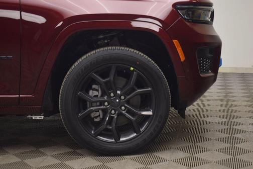 2025 Jeep Grand Cherokee 4xe Anniversary Edition