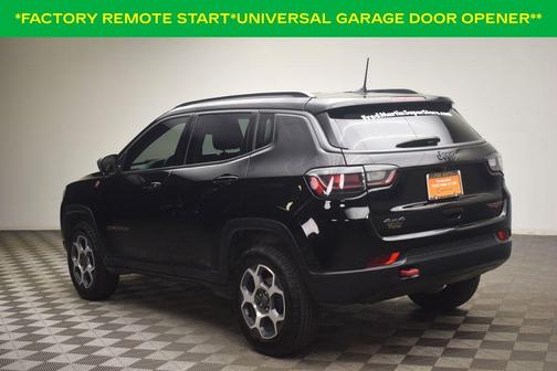 Diamond Black 2022 Jeep Compass Trailhawk