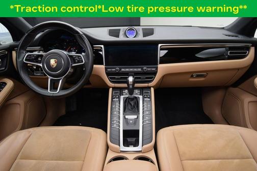 2021 Porsche Macan Base (PDK)