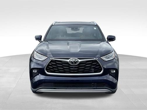 Blueprint 2022 Toyota Highlander Platinum