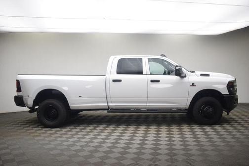 Bright White Clearcoat 2026 RAM 3500 Tradesman