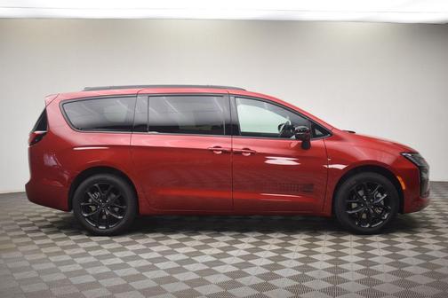 Red 2027 Chrysler Pacifica SELECT