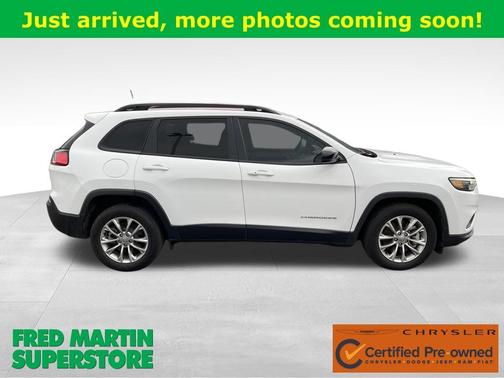 2022 Jeep Cherokee Latitude Lux